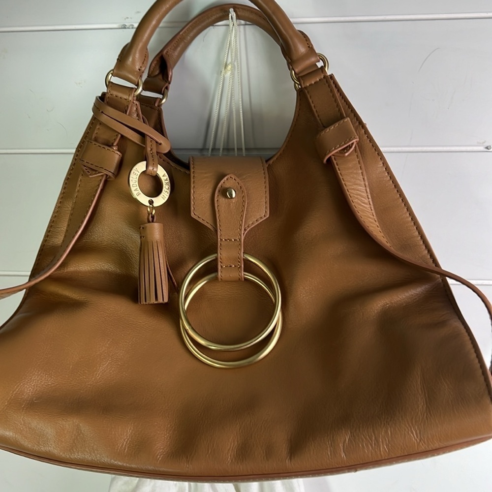 Badgley Mischka leather brown bag. B6